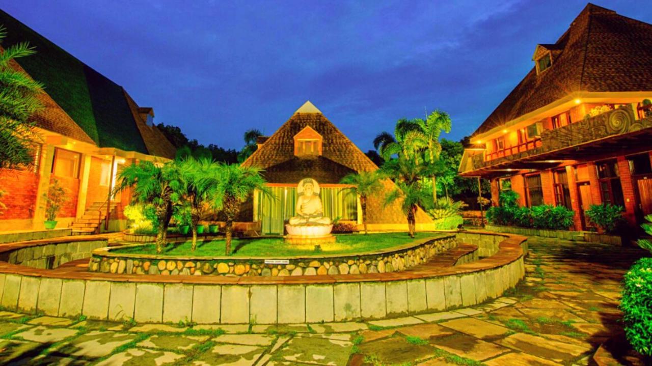 Pyramid Home Divine - A Wellness Resort Дехрадун Экстерьер фото